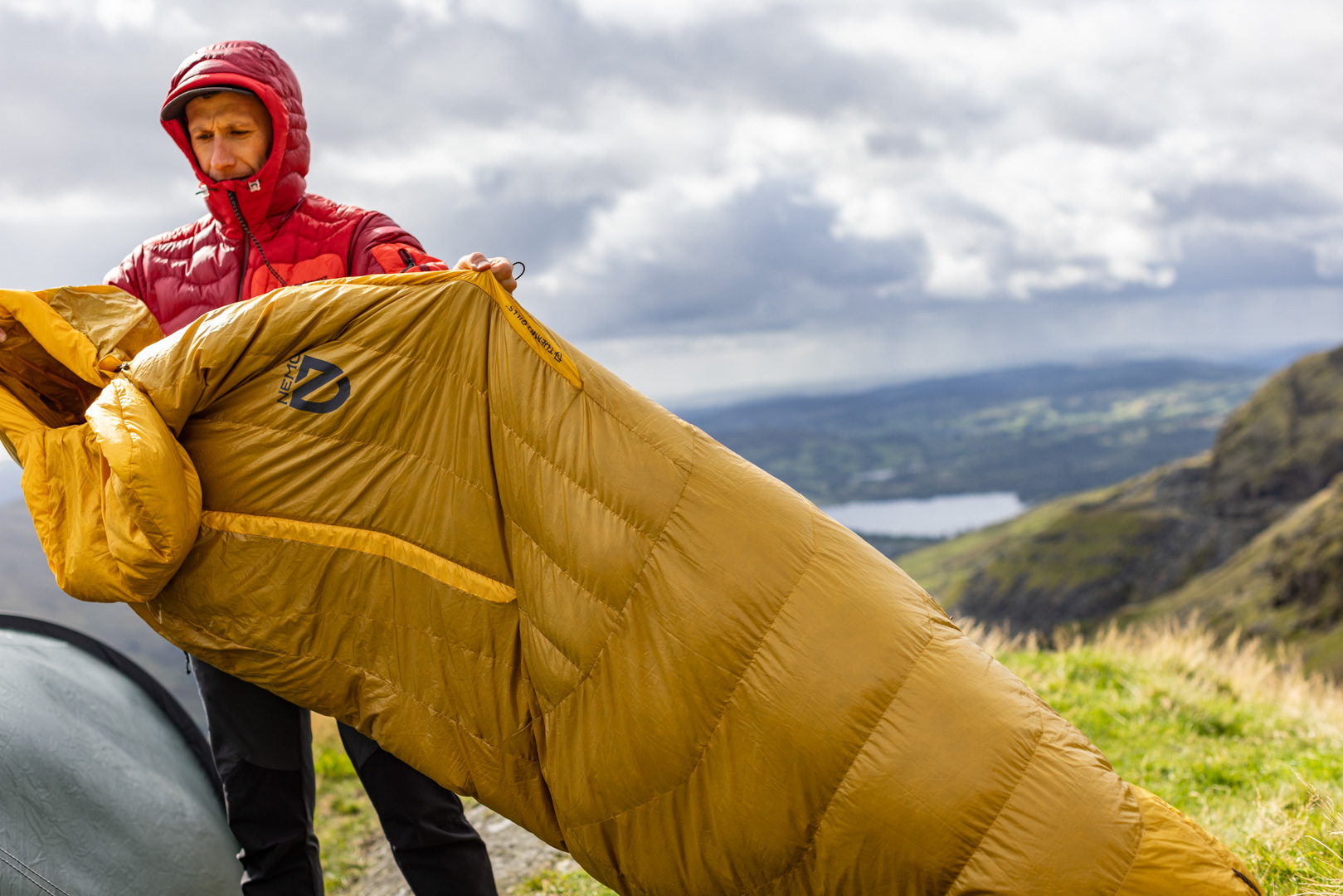 Best Festival Sleeping Bag Under £50 UK: Budget Picks That Keep You Warm